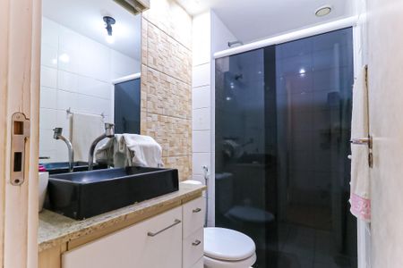 Apartamento à venda com 78m², 3 quartos e 1 vaga Apartamento à venda com 78m², 3 quartos e 1 vagaBanheiro Social