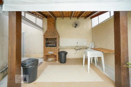 Apartamento para alugar com 60m², 3 quartos e 1 vaga Apartamento para alugar com 60m², 3 quartos e 1 vagaÁrea comum - Churrasqueira