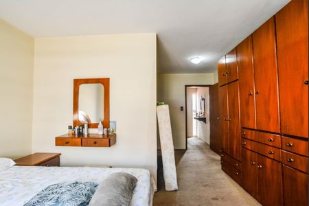 Casa à venda com 165m², 3 quartos e 3 vagasQuarto Suíte