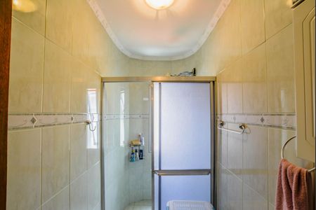 Casa à venda com 165m², 3 quartos e 3 vagasBanheiro Social