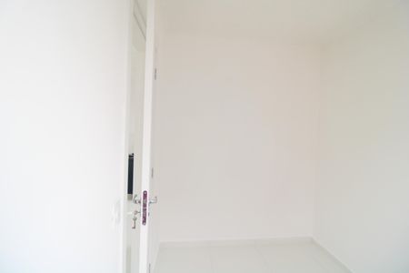 Quarto 2 de apartamento para alugar com 2 quartos, 35m² em Jardim Sabara, São Paulo