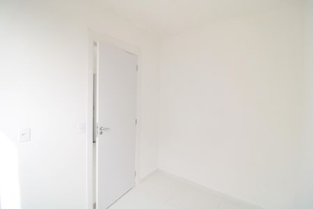 Quarto 1 de apartamento para alugar com 2 quartos, 35m² em Jardim Sabara, São Paulo