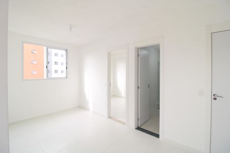 Sala de apartamento para alugar com 2 quartos, 35m² em Jardim Sabara, São Paulo