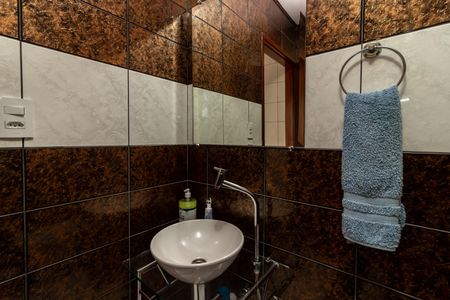 Casa à venda com 350m², 3 quartos e 6 vagasBanheiro 3