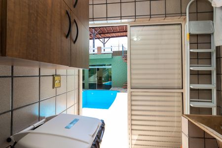 Casa à venda com 350m², 3 quartos e 6 vagasÁrea de Serviço