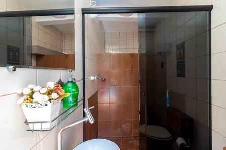 Casa à venda com 350m², 3 quartos e 6 vagasBanheiro 4