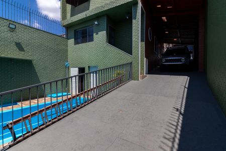 Casa à venda com 350m², 3 quartos e 6 vagasGaragem