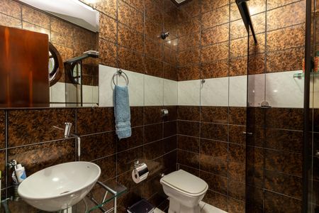 Casa à venda com 350m², 3 quartos e 6 vagasBanheiro 3