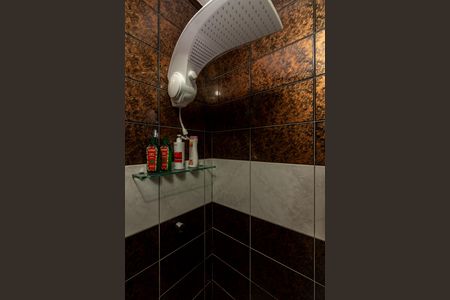 Casa à venda com 350m², 3 quartos e 6 vagasBanheiro 3