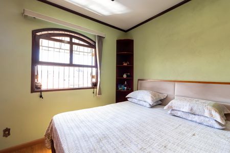 Casa à venda com 350m², 3 quartos e 6 vagasSuíte 1