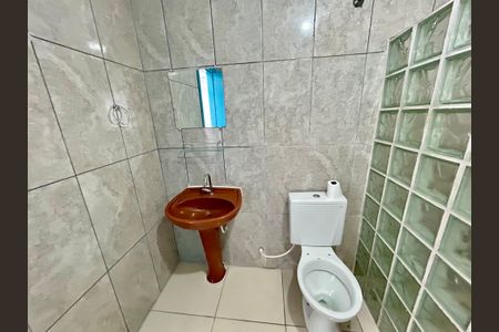 Casa à venda com 239m², 4 quartos e 2 vagasBanheiro 2