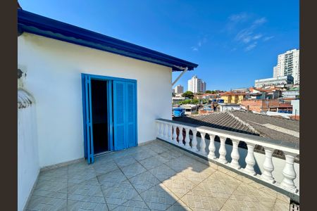 Casa à venda com 239m², 4 quartos e 2 vagasVaranda do quarto 1