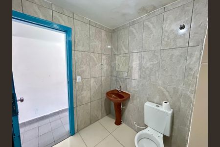 Casa à venda com 239m², 4 quartos e 2 vagasBanheiro 2