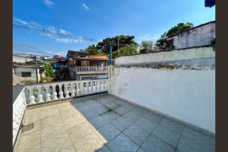 Casa à venda com 239m², 4 quartos e 2 vagasVaranda do quarto 1