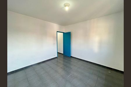 Casa à venda com 239m², 4 quartos e 2 vagasQuarto 2