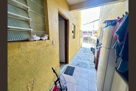 Casa à venda com 239m², 4 quartos e 2 vagasÁrea de Serviço