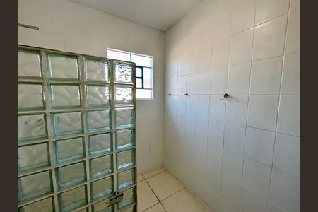 Casa à venda com 239m², 4 quartos e 2 vagasBanheiro 3