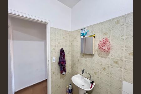 Casa à venda com 239m², 4 quartos e 2 vagasBanheiro 1