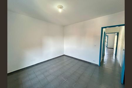 Casa à venda com 239m², 4 quartos e 2 vagasQuarto 2