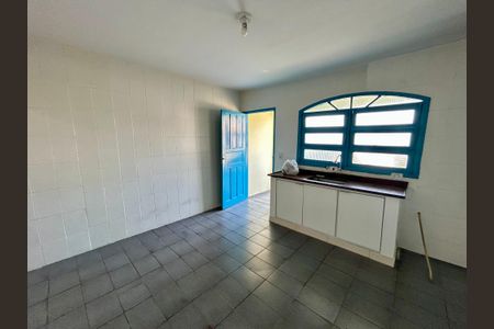 Casa à venda com 239m², 4 quartos e 2 vagasCozinha