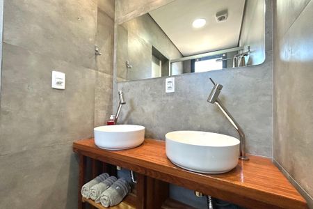 Casa para alugar com 154m², 2 quartos e 1 vagaBanheiro suíte 2