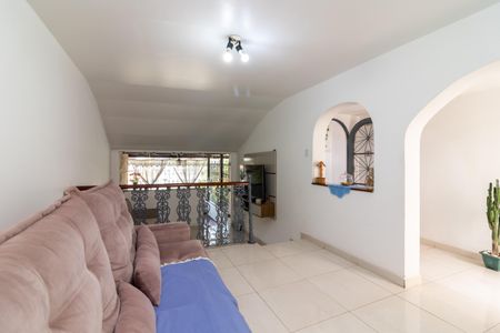 Casa à venda com 350m², 2 quartos e 1 vagaSala