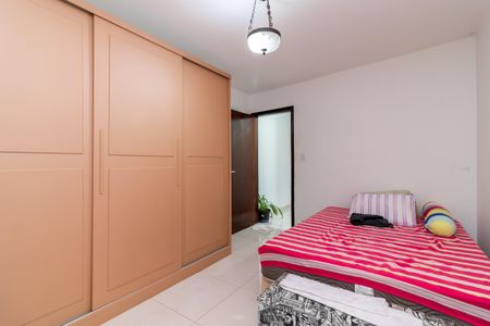 Casa à venda com 350m², 2 quartos e 1 vagaQuarto 1