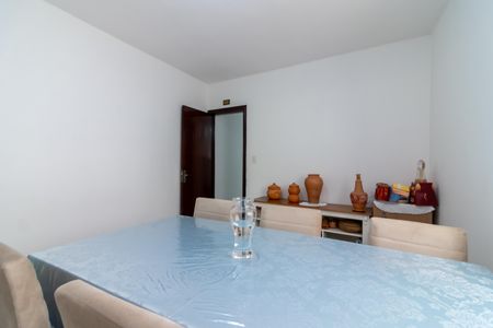 Casa à venda com 350m², 2 quartos e 1 vagaSala de Jantar