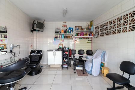 Casa à venda com 350m², 2 quartos e 1 vagaGaragem