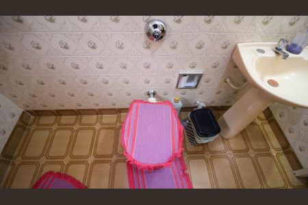 Casa à venda com 500m², 3 quartos e 4 vagasBanheiro 2