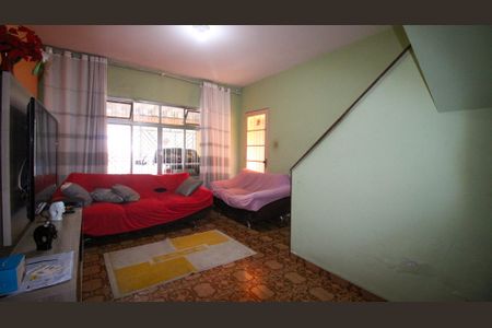 Sala de casa à venda com 3 quartos, 500m² em Jardim Ana Rosa, São Paulo
