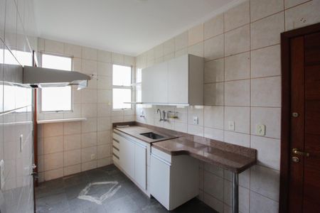 Apartamento à venda com 119m², 3 quartos e 2 vagas Apartamento à venda com 119m², 3 quartos e 2 vagasCozinha