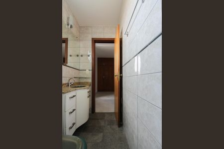 Apartamento à venda com 119m², 3 quartos e 2 vagas Apartamento à venda com 119m², 3 quartos e 2 vagasBanheiro da Suíte