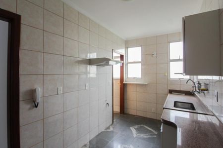 Apartamento à venda com 119m², 3 quartos e 2 vagas Apartamento à venda com 119m², 3 quartos e 2 vagasCozinha
