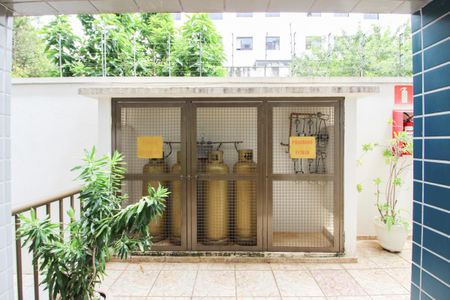 Apartamento à venda com 119m², 3 quartos e 2 vagas Apartamento à venda com 119m², 3 quartos e 2 vagasGás