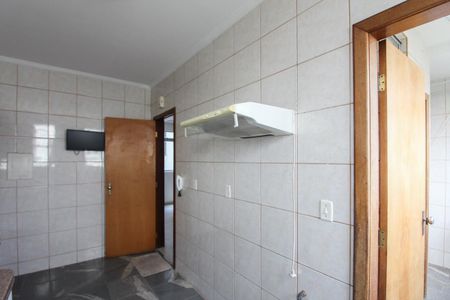 Apartamento à venda com 119m², 3 quartos e 2 vagas Apartamento à venda com 119m², 3 quartos e 2 vagasCozinha