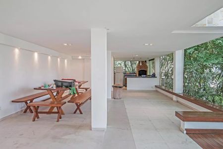 Apartamento para alugar com 65m², 2 quartos e 1 vagaÁrea comum - Churrasqueira