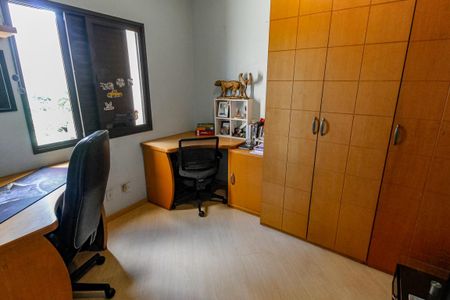 Apartamento para alugar com 130m², 4 quartos e 3 vagasQuarto 2