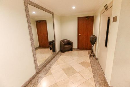 Apartamento para alugar com 130m², 4 quartos e 3 vagasHall de entrada