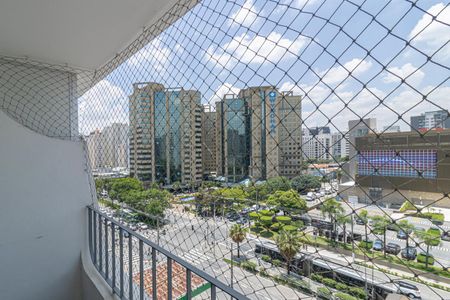 Varanda de apartamento à venda com 2 quartos, 75m² em Moema, São Paulo