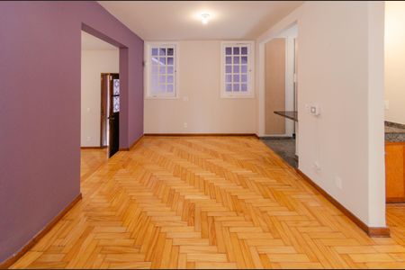 Sala de casa à venda com 4 quartos, 307m² em Santa Lúcia, Belo Horizonte