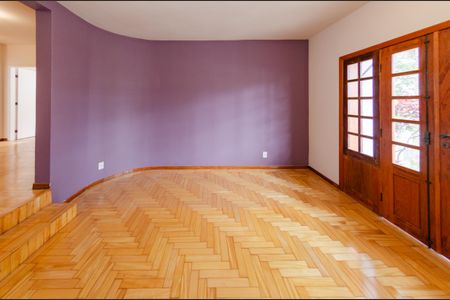 Sala de casa à venda com 4 quartos, 307m² em Santa Lúcia, Belo Horizonte