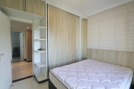 Apartamento para alugar com 214m², 4 quartos e 2 vagasQuarto