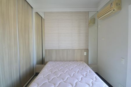 Apartamento para alugar com 214m², 4 quartos e 2 vagasQuarto
