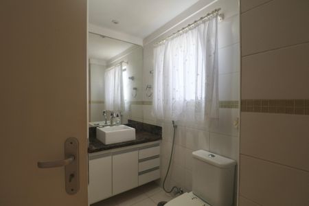 Apartamento para alugar com 214m², 4 quartos e 2 vagasBanheiro Suíte