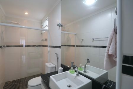 Apartamento para alugar com 214m², 4 quartos e 2 vagasBanheiro Social