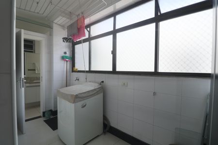 Apartamento para alugar com 214m², 4 quartos e 2 vagasÁrea de Serviço