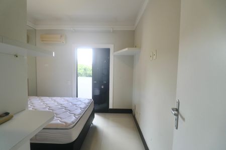 Apartamento para alugar com 214m², 4 quartos e 2 vagasQuarto