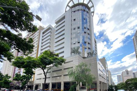 Studio para alugar com 48m², 1 quarto e 1 vaga Studio para alugar com 48m², 1 quarto e 1 vagaFachada