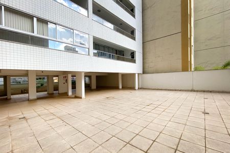 Studio para alugar com 48m², 1 quarto e 1 vaga Studio para alugar com 48m², 1 quarto e 1 vagaÁrea comum - Pátio